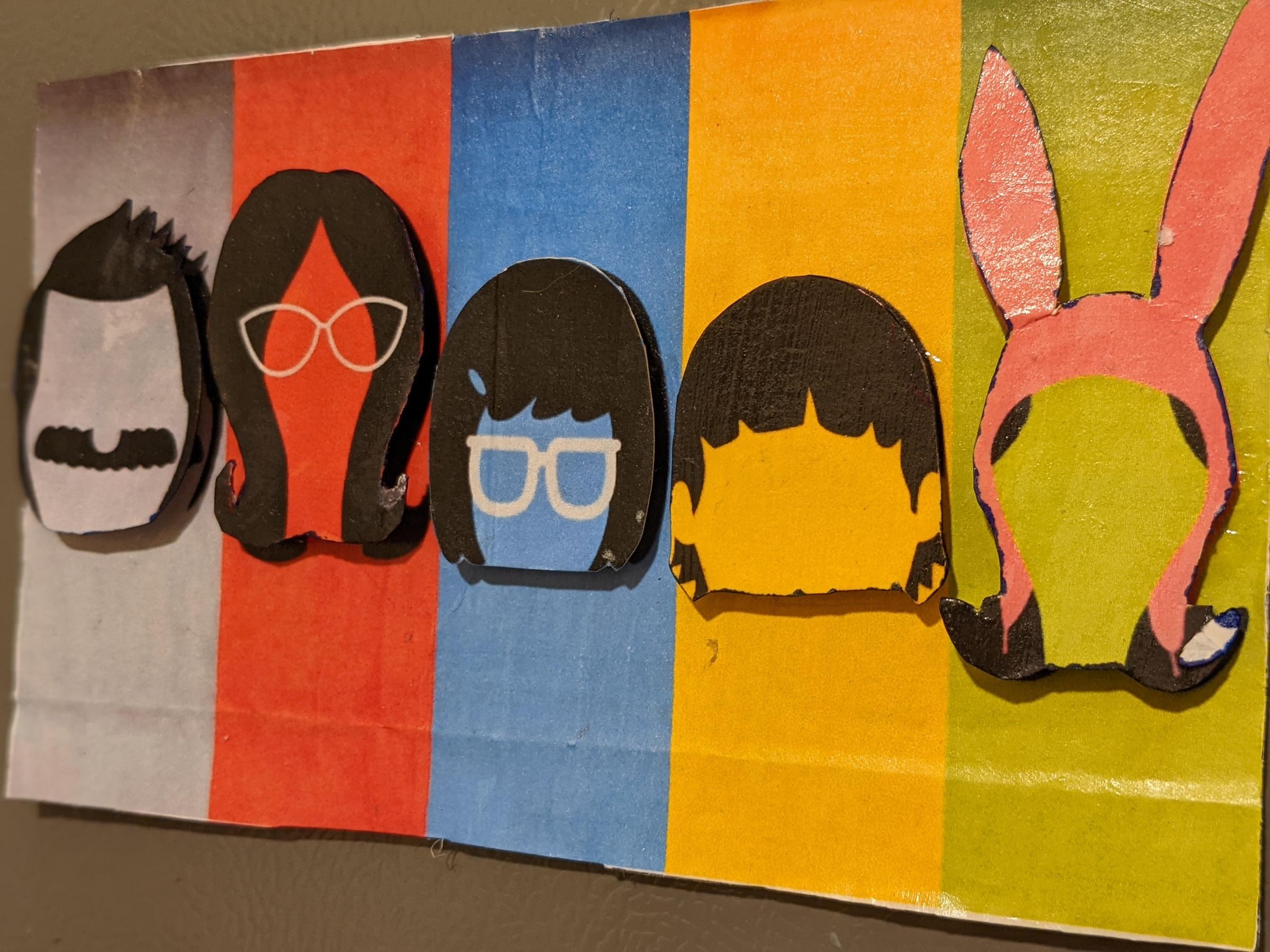 Bob's Burgers Cardboard Fridge 4 Steps (with Pictures