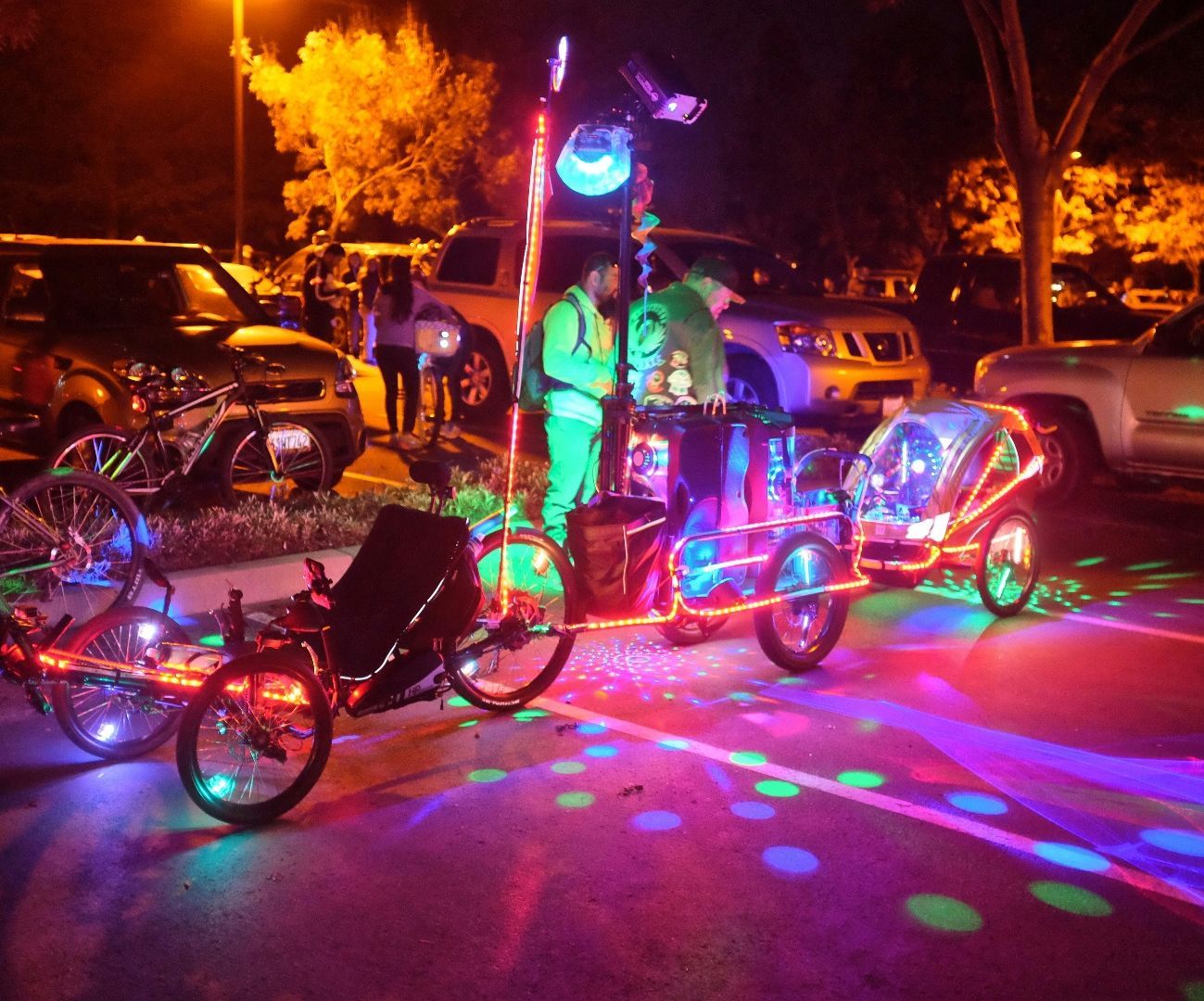 Bubbletrain With 16 Monkeylights by Sheldon Hambrick