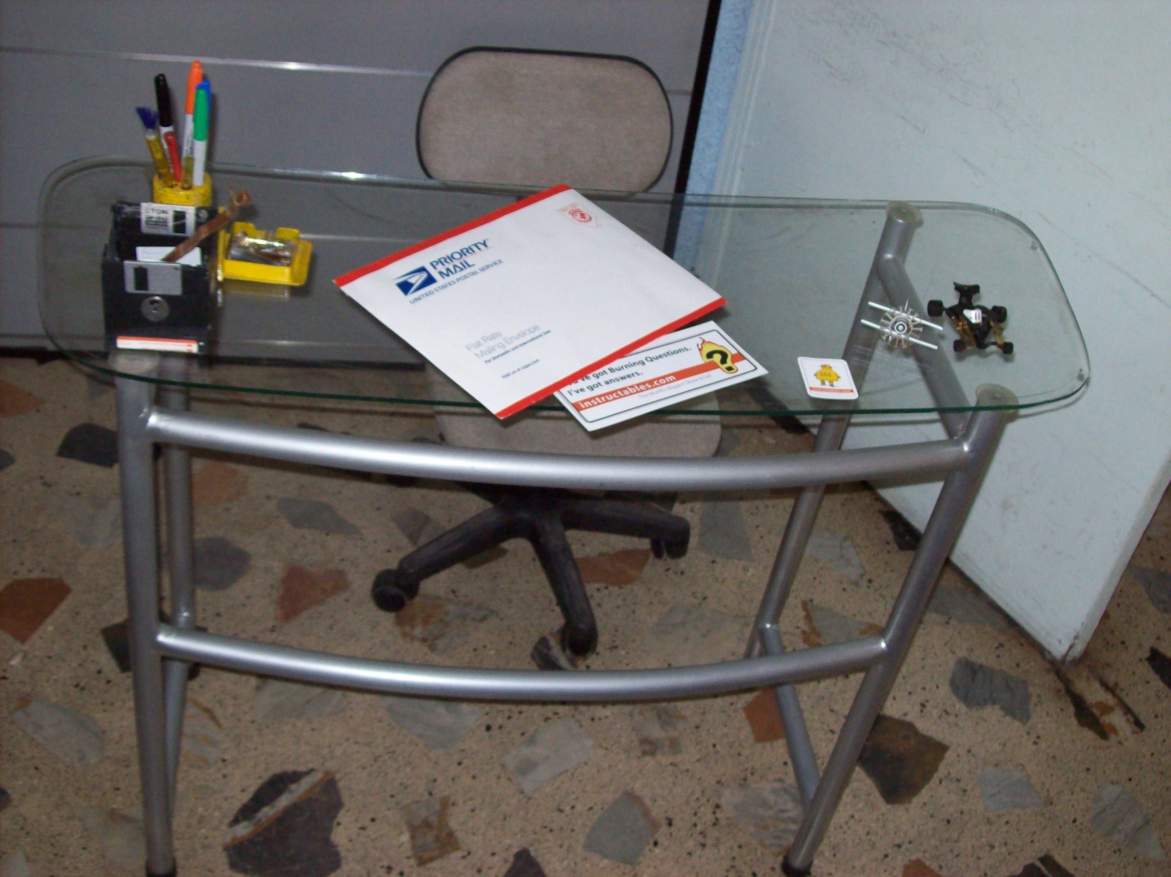 WINDESK. Escritorio En Tubo.