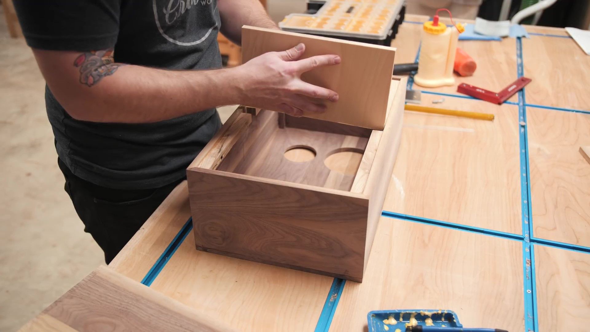 DIY Battery Powered Bluetooth Speaker // How to Build Woodworking 14 Steps (with Pictures