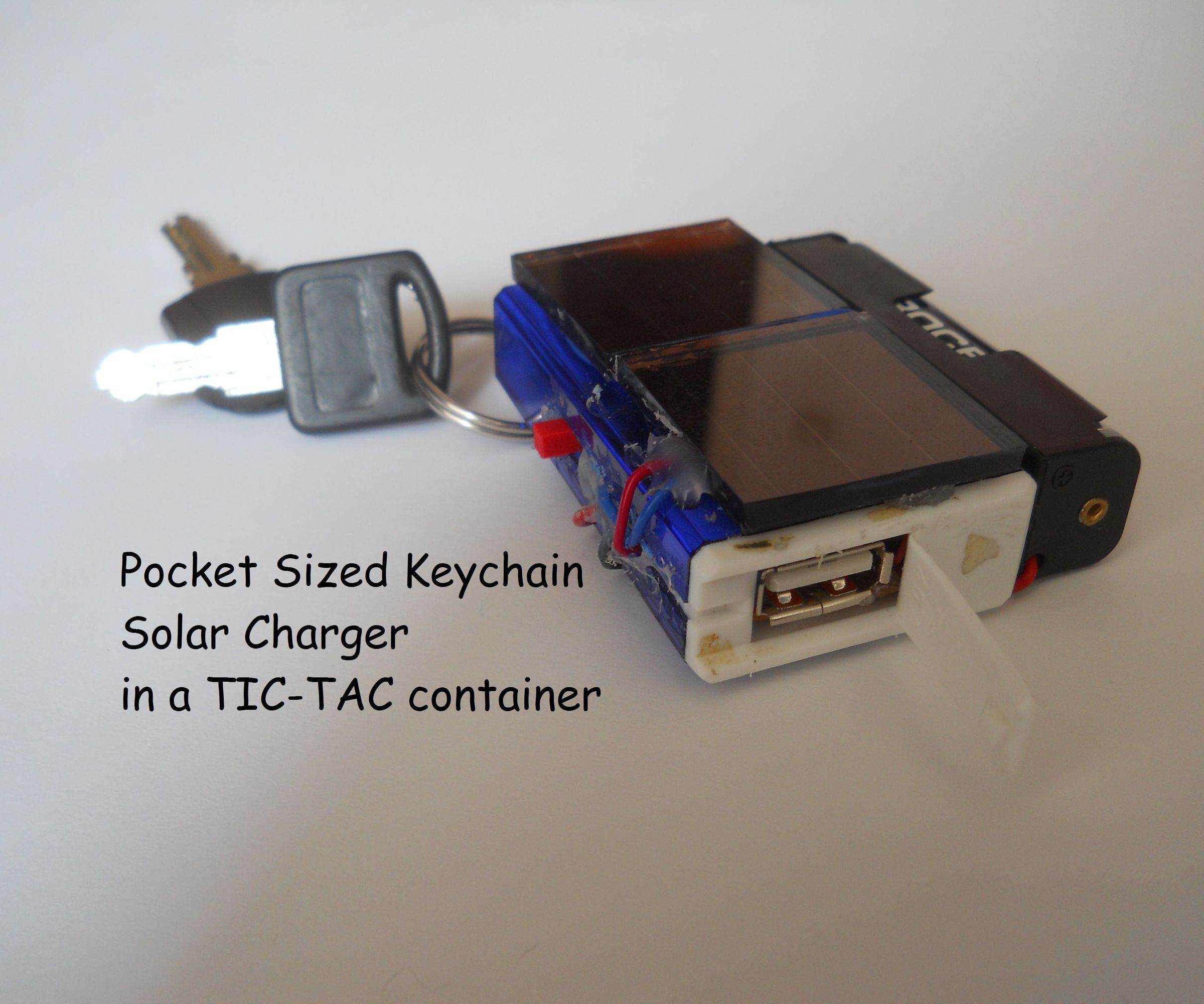 Super Small Solar Phone Charger (only 4$)