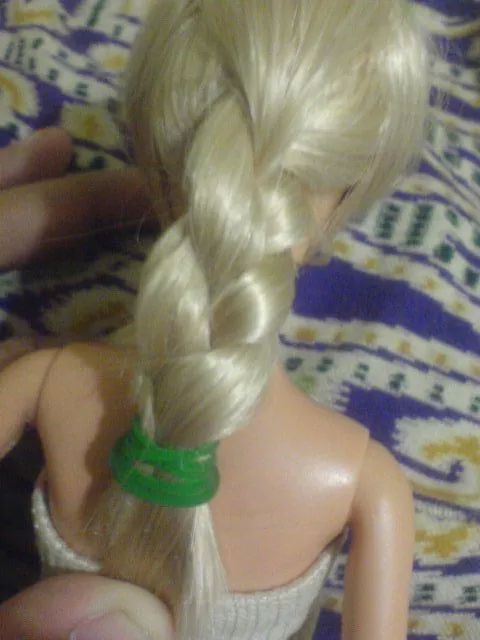 How to Braid Hair (basic) 