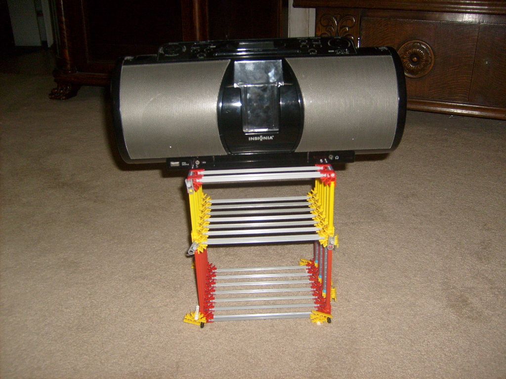 Simple Easy Knex Shelf: Build to Any Shape and Size U Want!