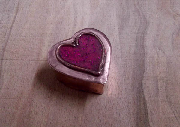 Making a cold enameled jewellery box