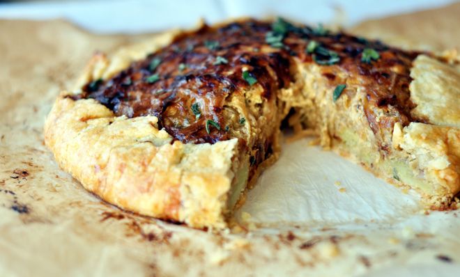 Caramelized Onion Tart With Sweet Potato Sage Crust