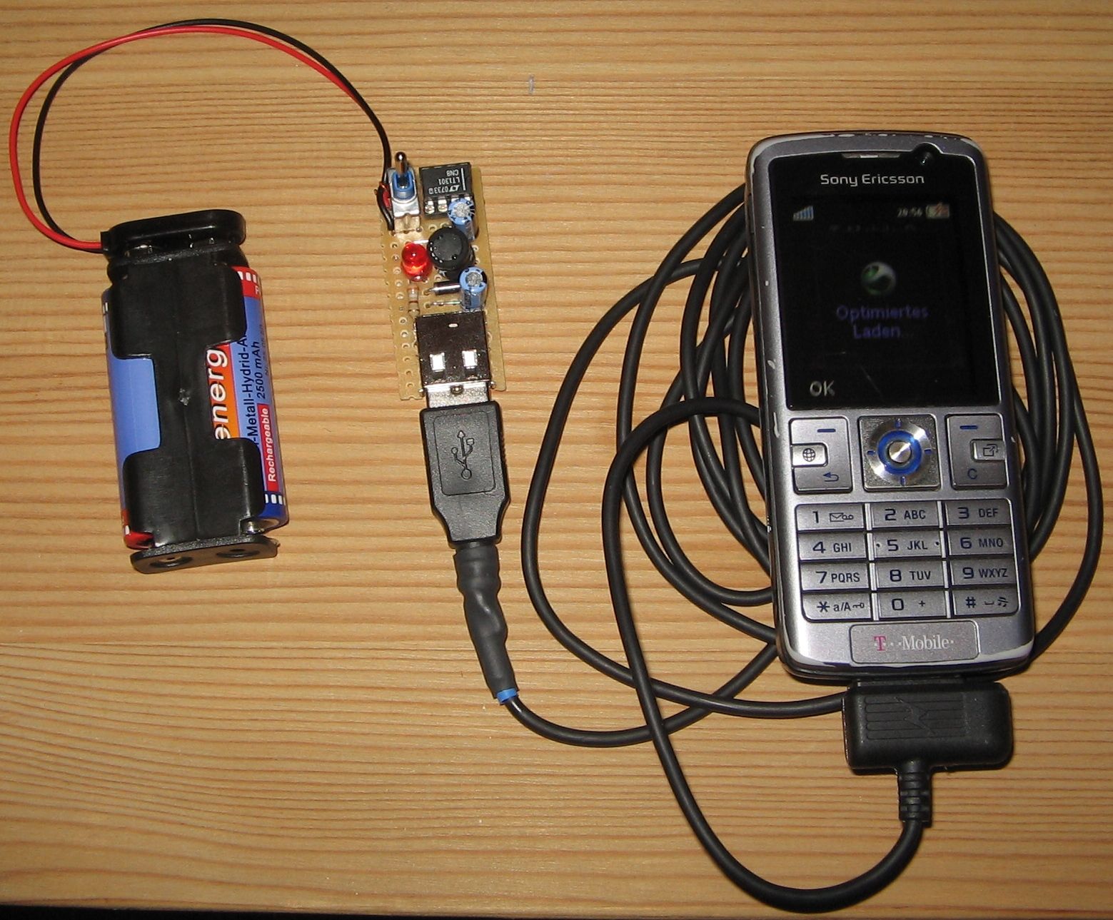 Advanced USB Device Charger