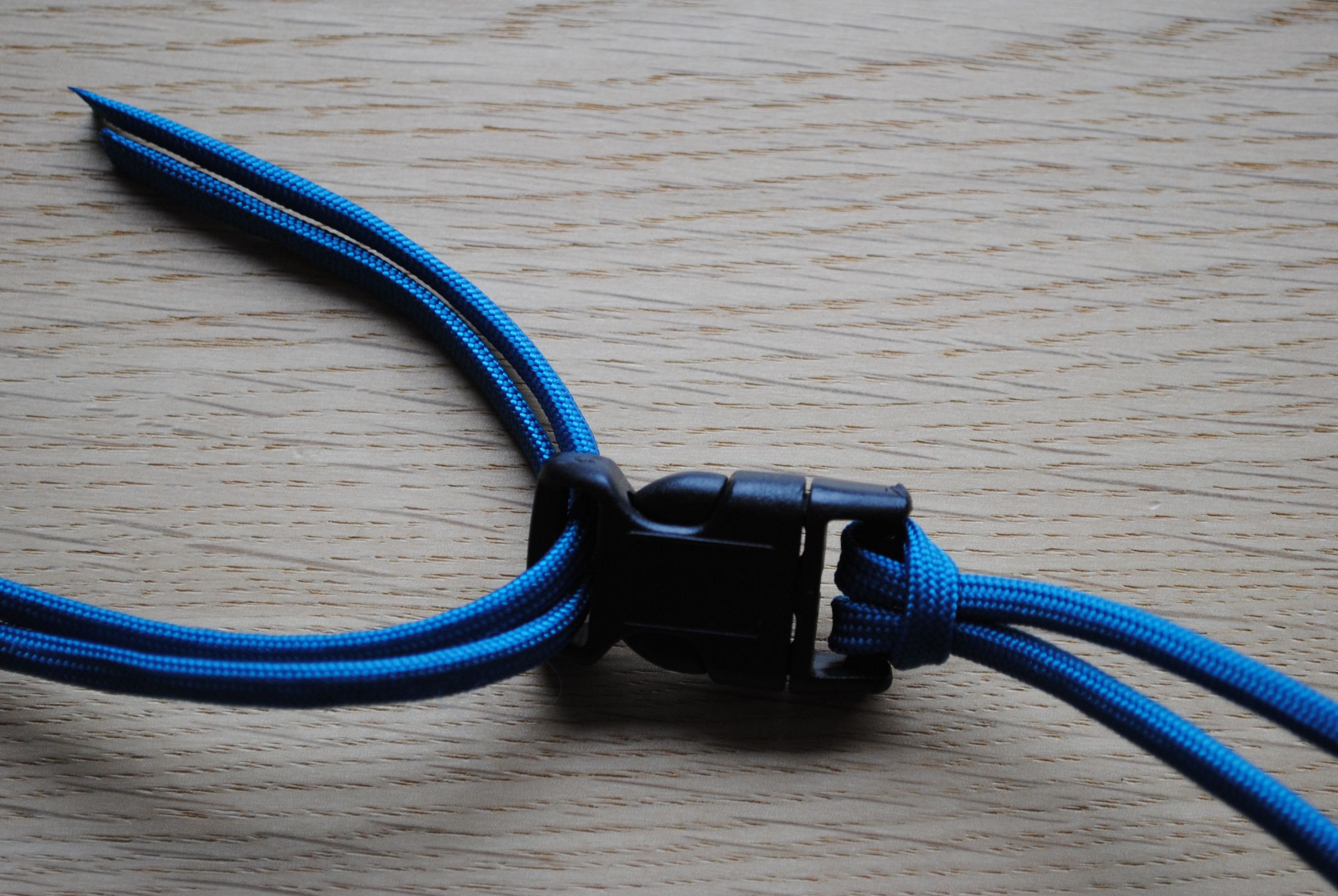 Paracord Dog Collar, Halti Collar 9 Steps Instructables