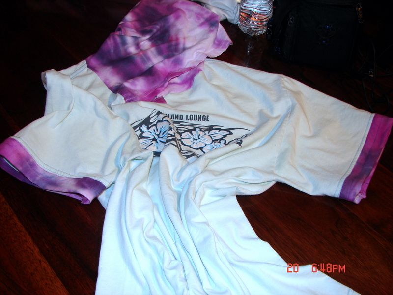 Refashion T-shirt Into a Hooded-T!