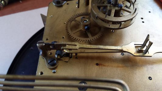 DIY - Repairing the Suspension Spring of an Vintage/antique Wall Clock ...