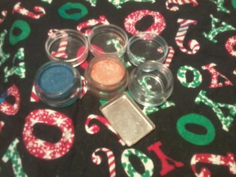 Pressing Powdered Pigments and Loose and Mineral Eye Shadows
