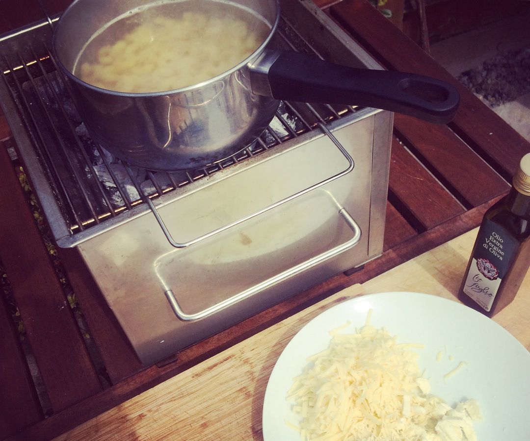 Classic Mac 'n' Cheese - Cooked Outdoors