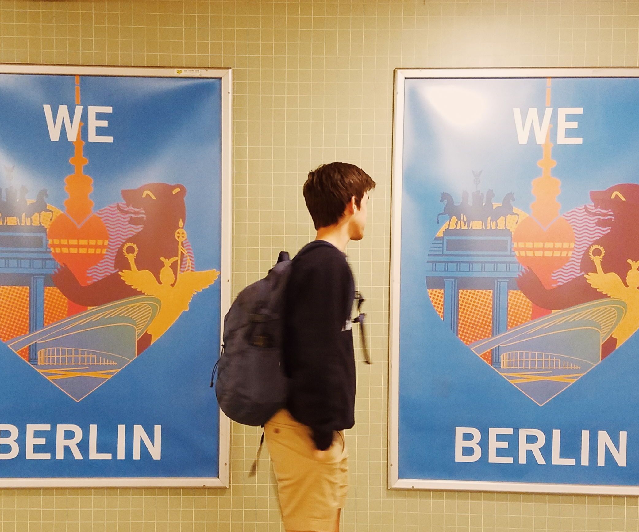 Minimalist Packing for an International Trip