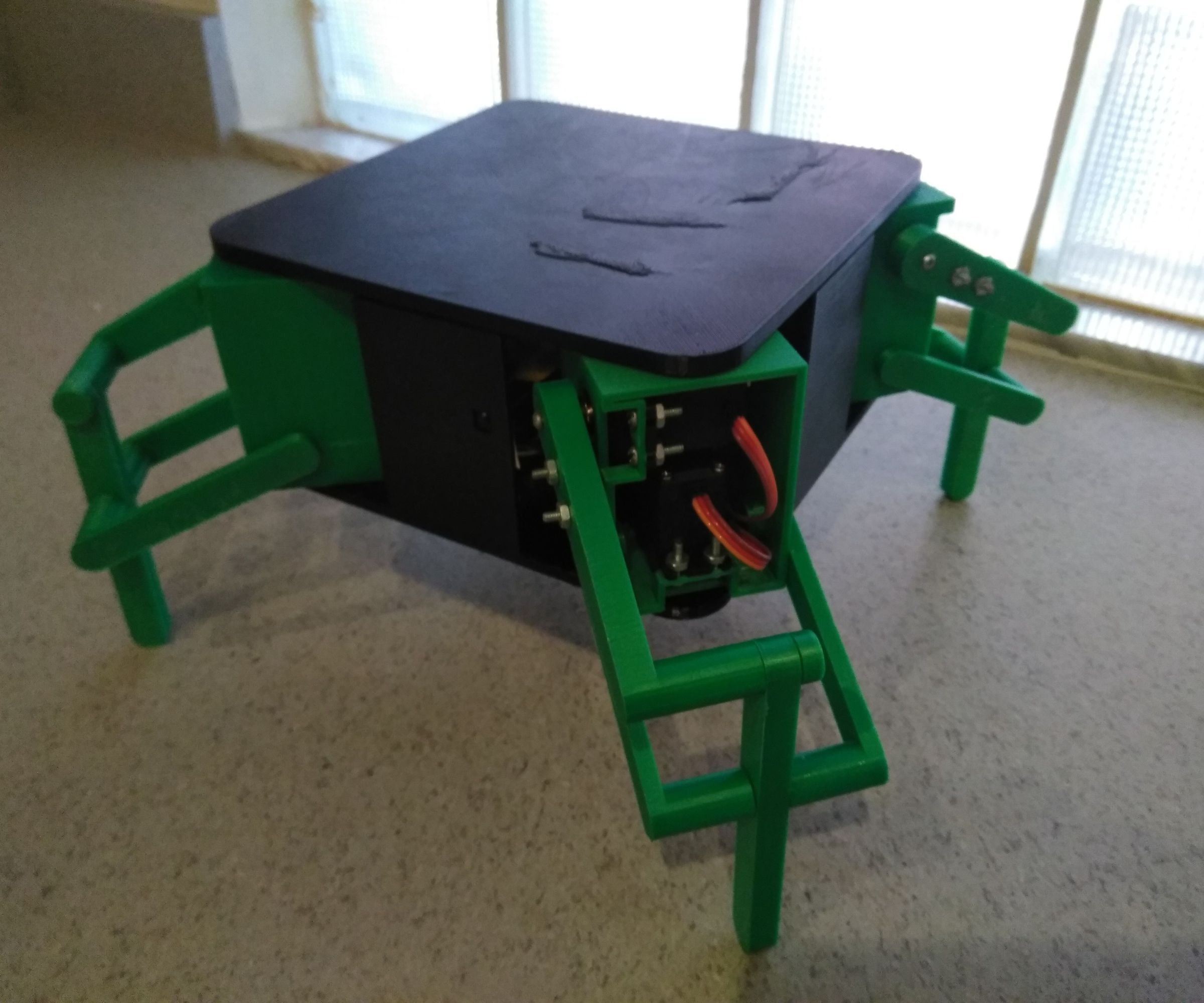 Simple Quadruped Robot