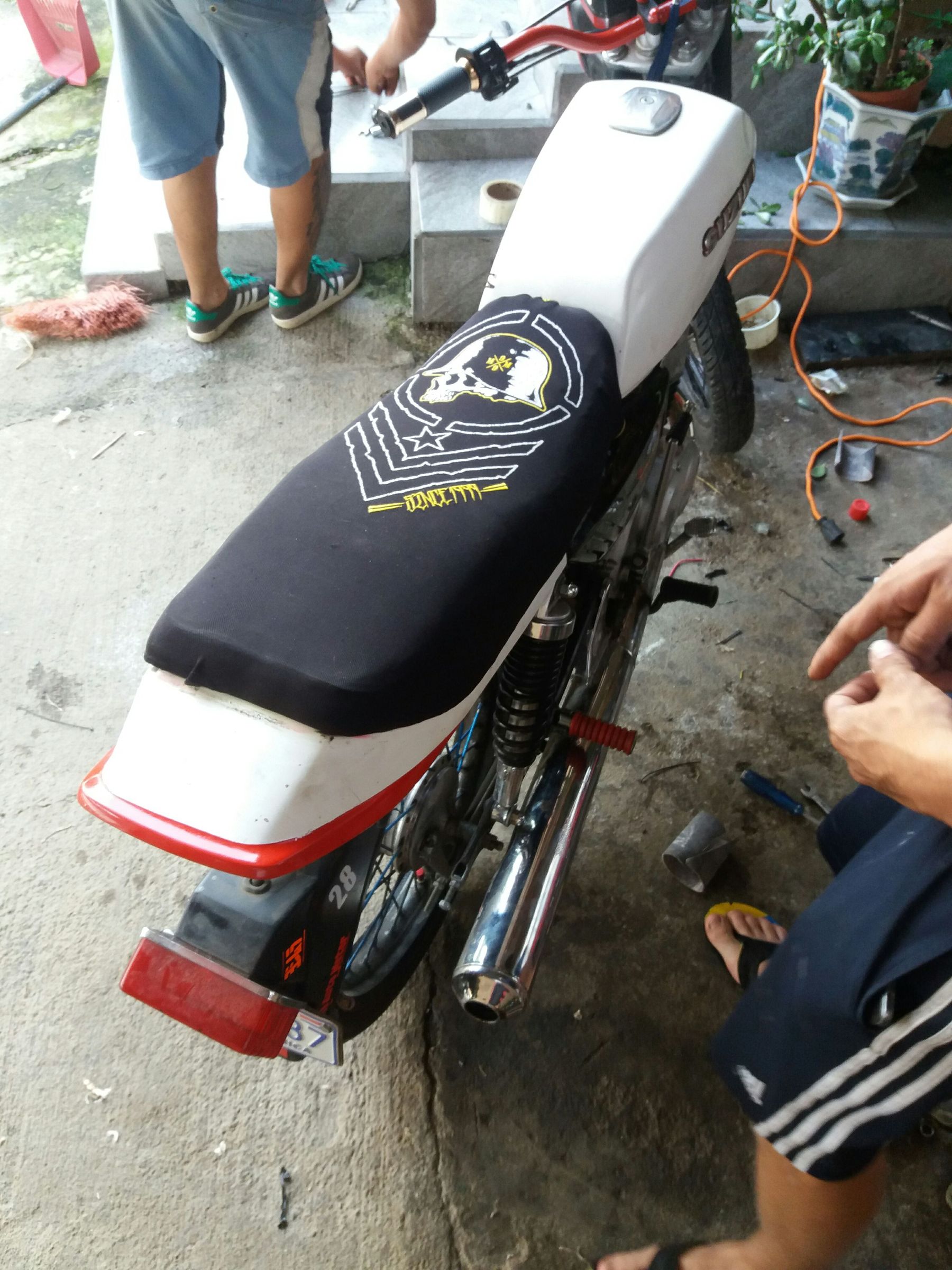 How to Repair Your Motorcycle Seat