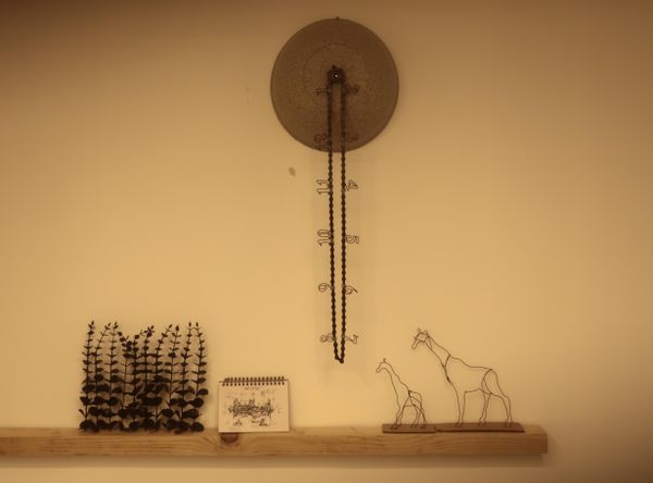Hour-Link Clock