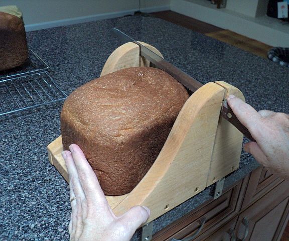 B17G Flying Fortress Bread Slicer
