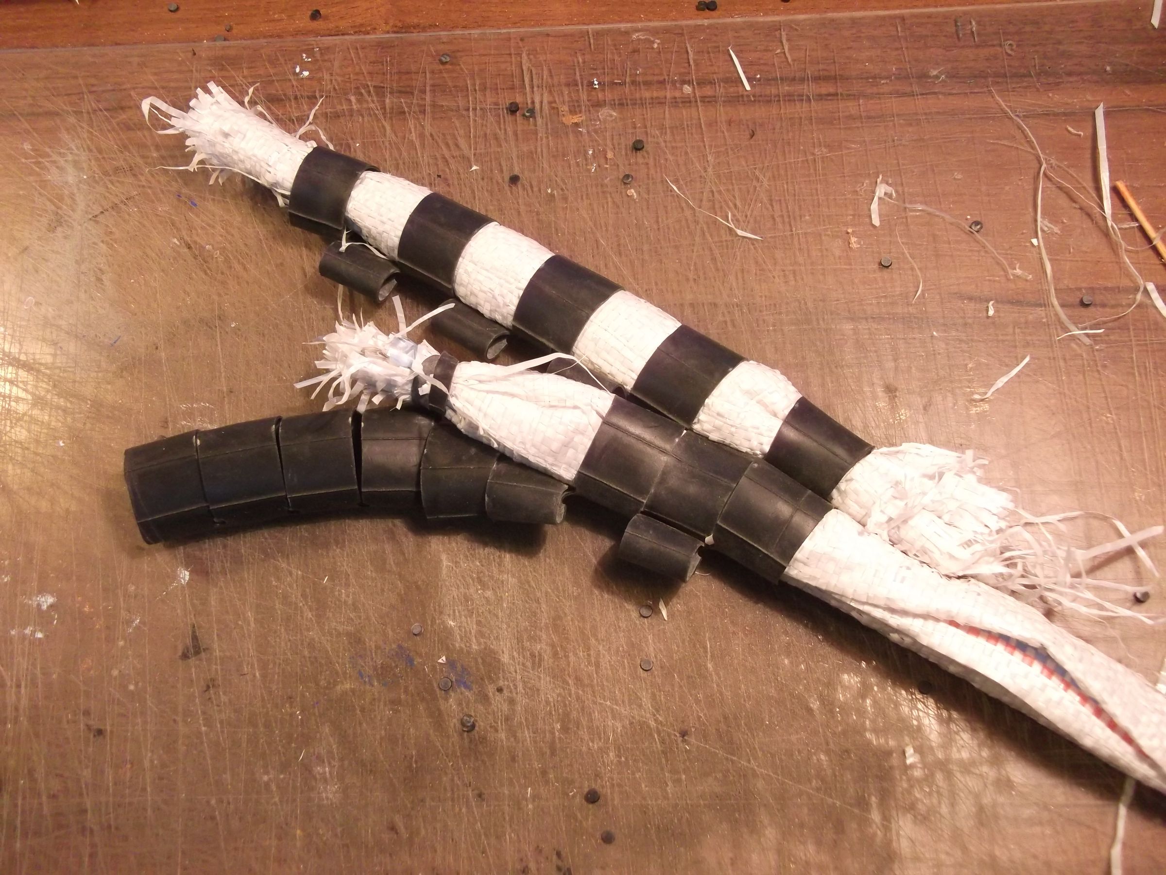 Inner Tubes + Plastic Bags Woven Rug #1 : 14 Steps (with Pictures ...