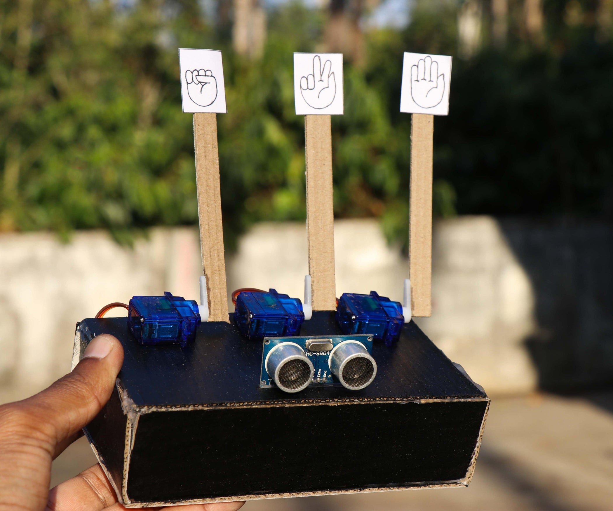 Rock Paper Scissors Using Tinkercad Circuits and Arduino : 12 Steps ...
