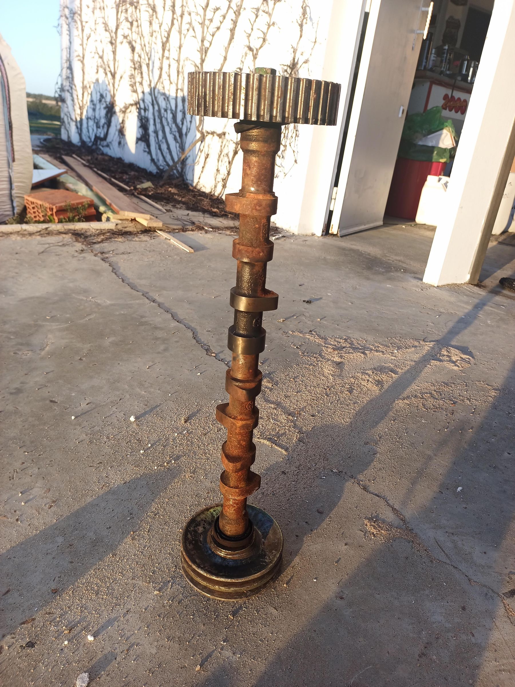 How to Make a Camshaft Lamp 4 Steps Instructables