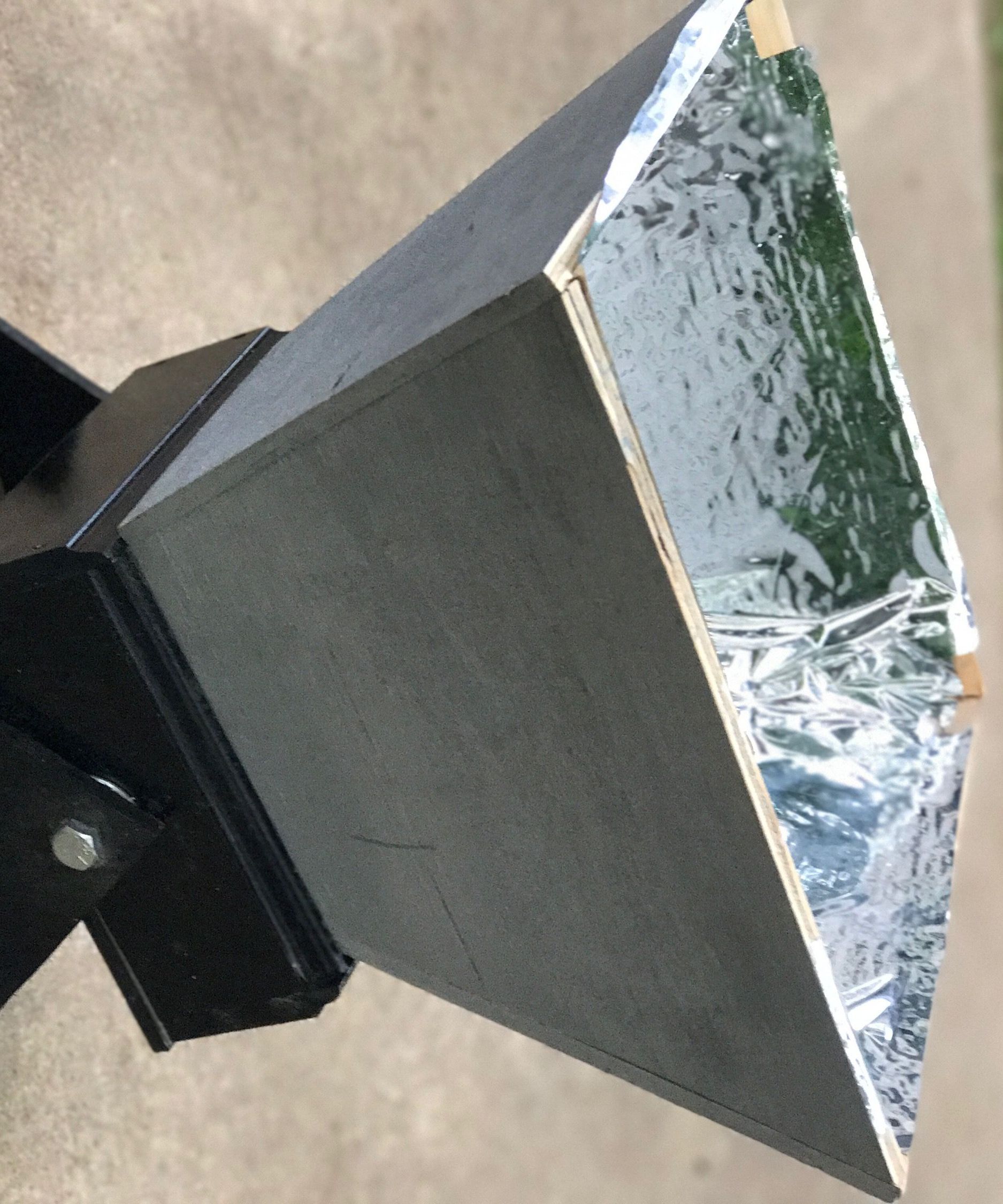  Easy Solar Oven