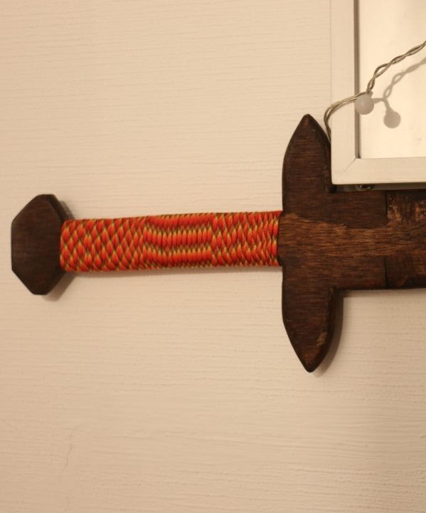 DIY Wooden two hands sword