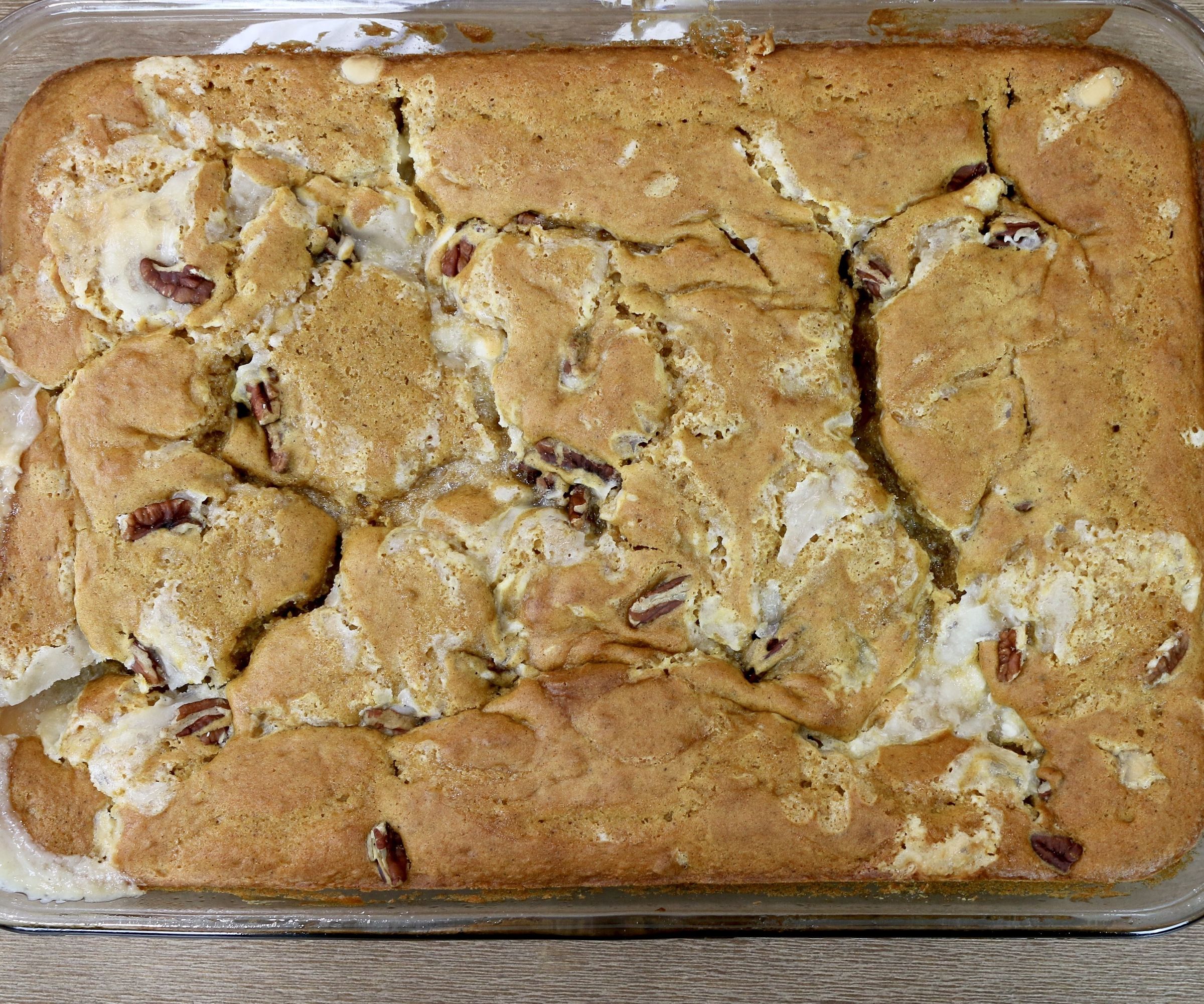 How to Make a Pumpkin Earthquake Cake