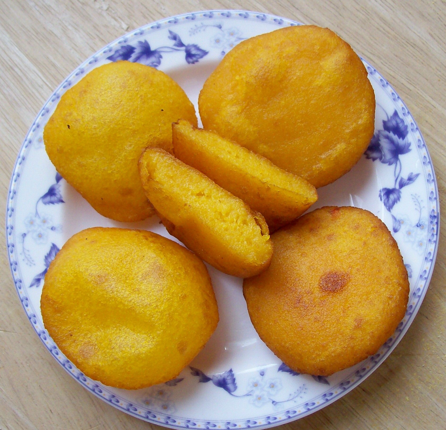 Sweet Pumpkin Snack With a Crunchy Crust