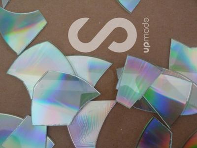 HOW TO: Use Old CDs for Mosaic Craft Projects - DIY Kitchen Backsplash ...
