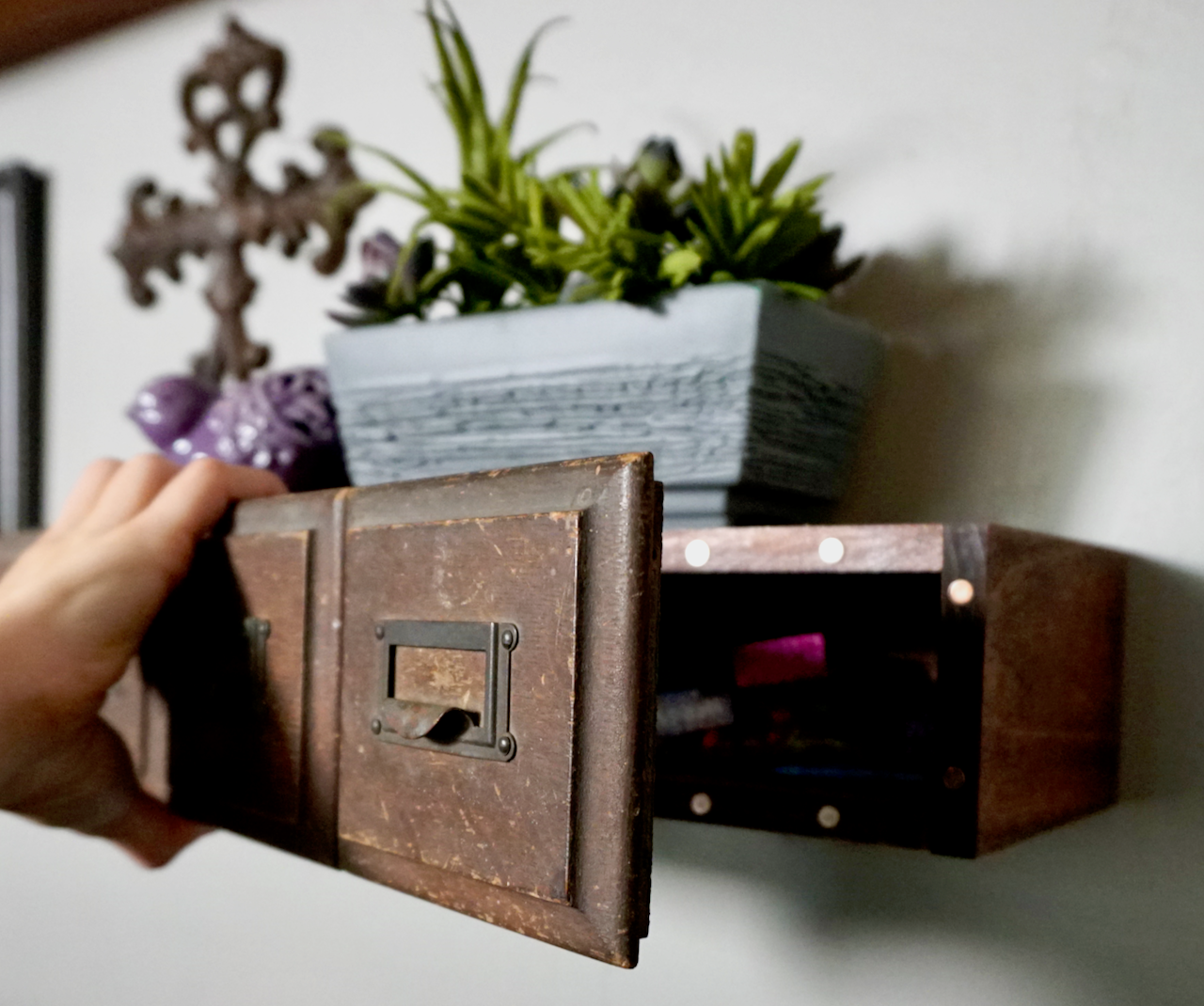 DIY Floating Shelf With Hidden Storage : 7 Steps (with Pictures ...