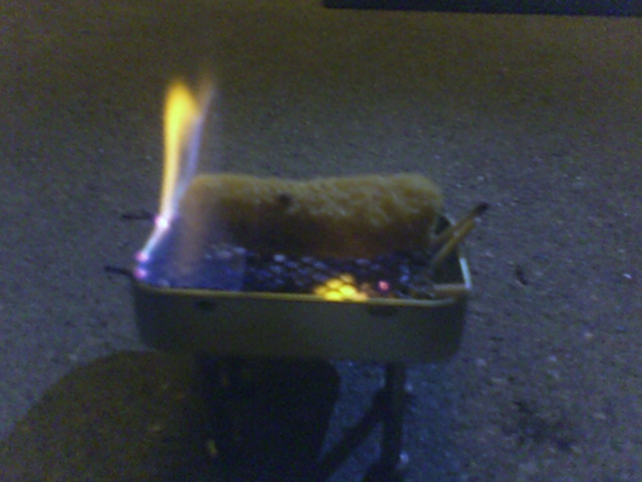 Collapsible Altoids Tin Barbeque