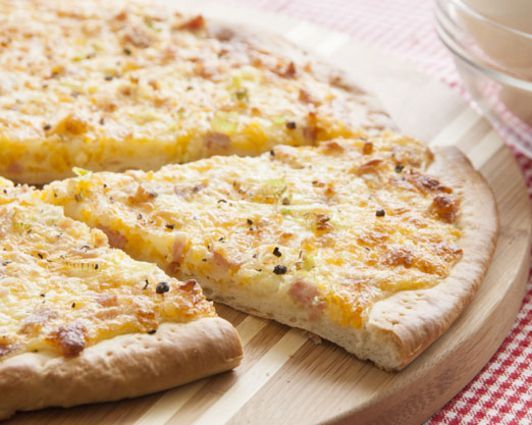 Cheesy Breakfast Pizza