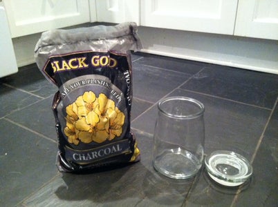 Pour Charcoal