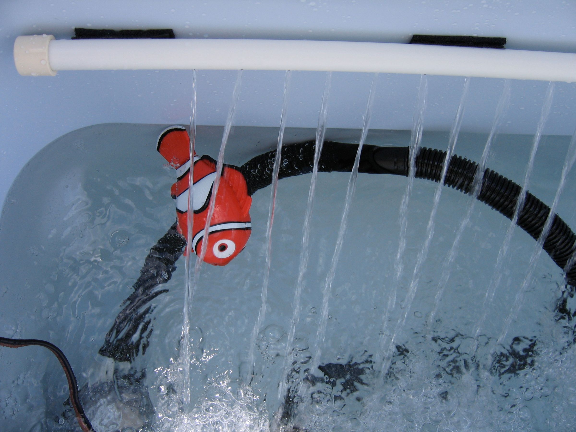 Portable Livewell (this Is to Keep Your Fish Alive When You Go Fishing