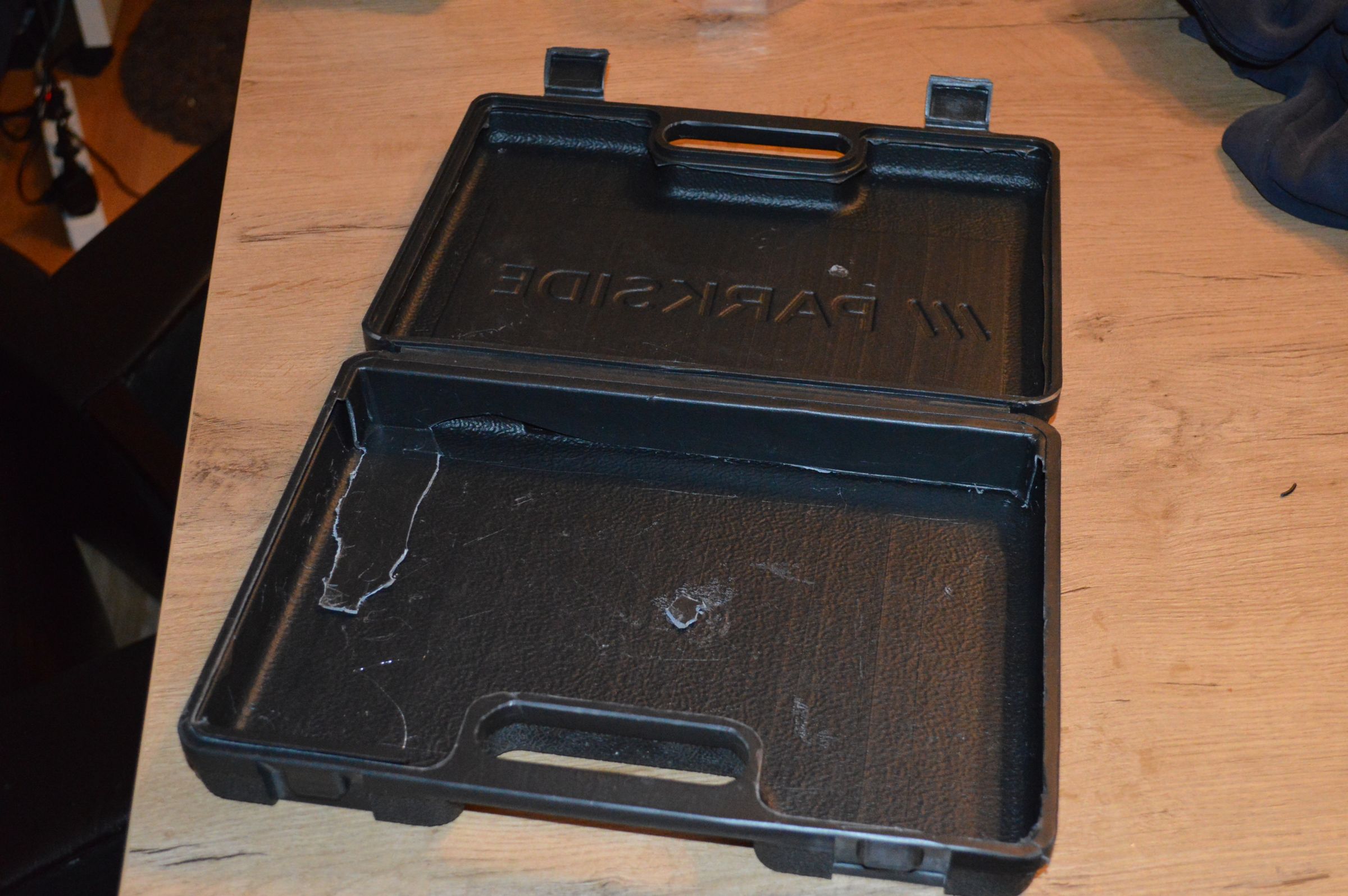 Mini Solar Generator (The Grizzy Cub 90)