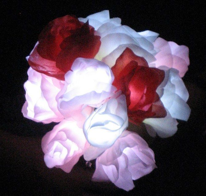 Assemble your own LED rose bouquet