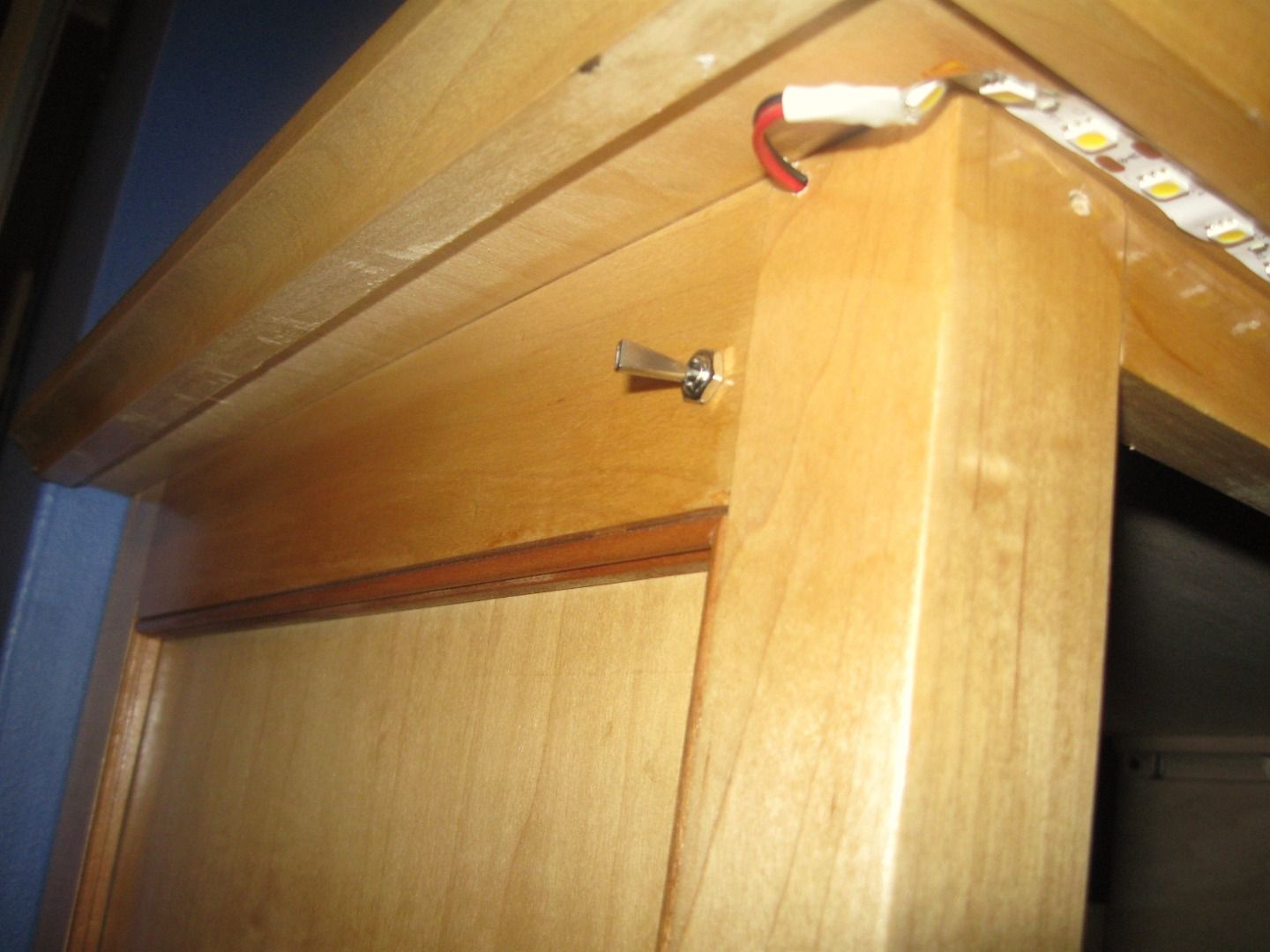 LED Dresser Drawer Lights for Under 10 4 Steps Instructables