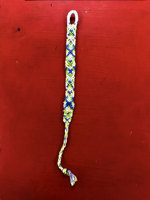 Friendship Bracelet With Teardrop Loop and Triangle Ending : 7 Steps ...