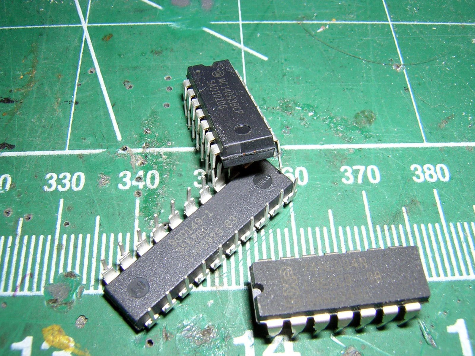 Level Shifting Between TTL and CMOS 10 Steps Instructables