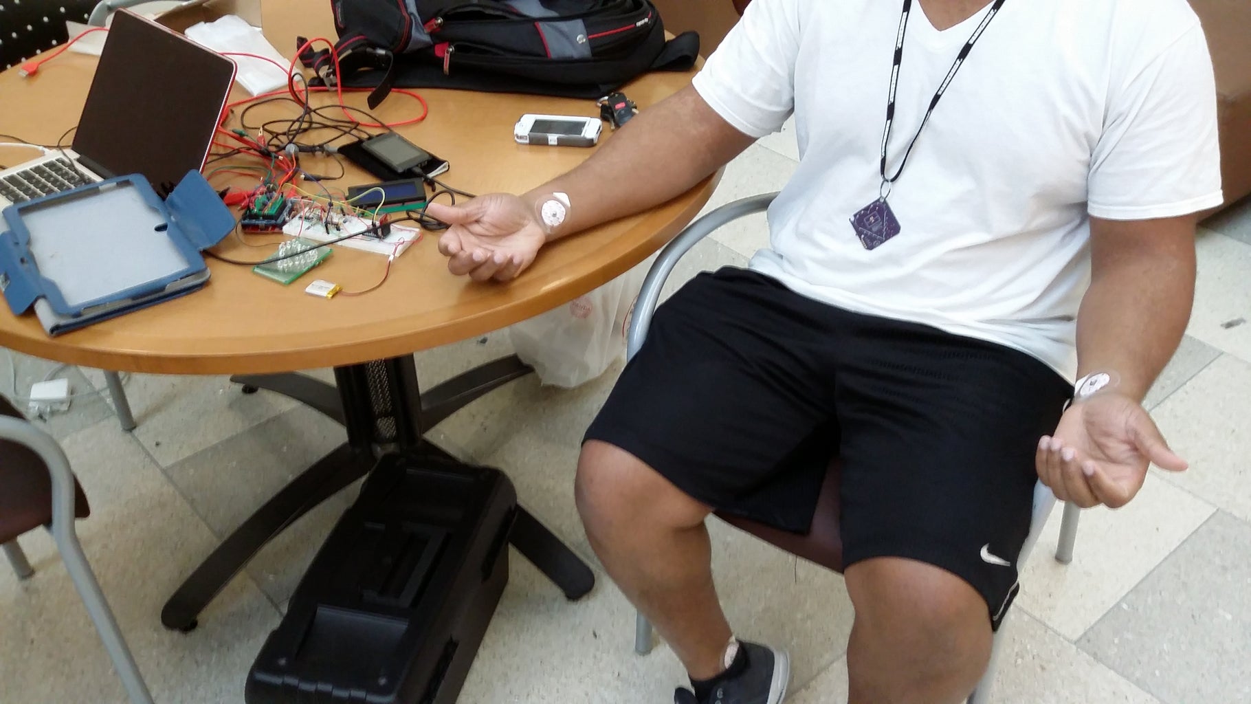 Super Simple Electrocardiogram (ECG) Circuit : 11 Steps (with Pictures ... Circuit Diagram