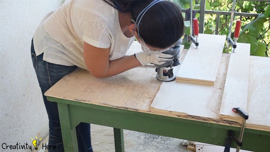 Turning the Router Into a Router Table.