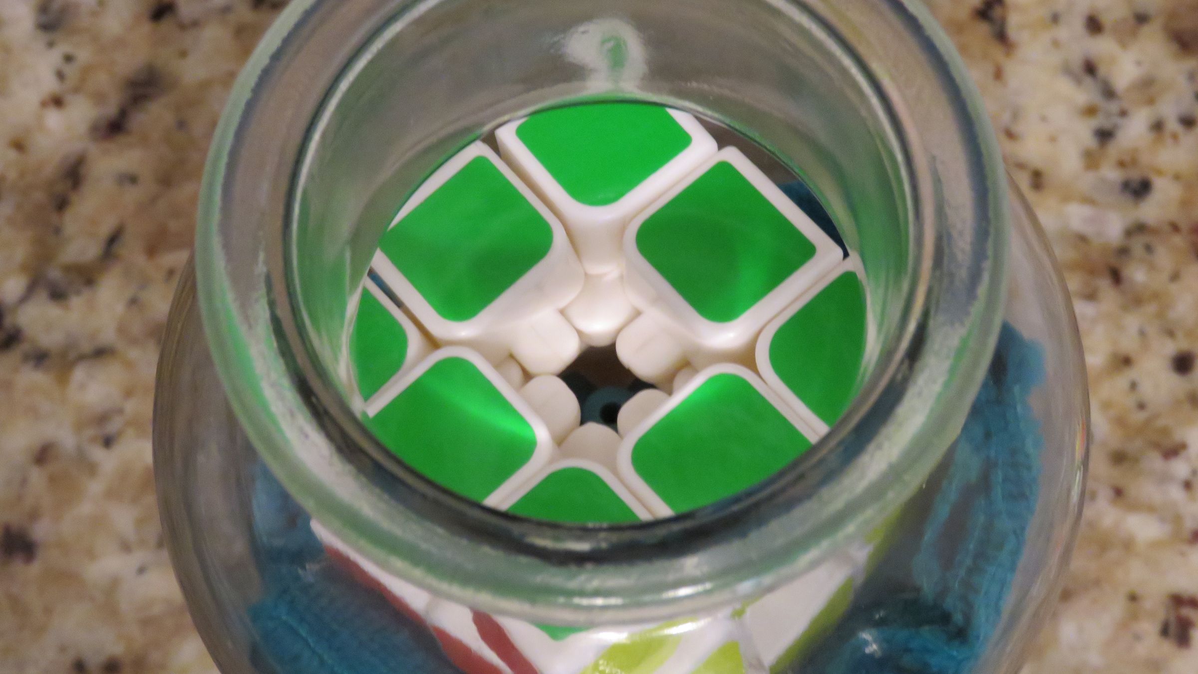 How to Put a Rubik's Cube in a Bottle! 9 Steps (with Pictures