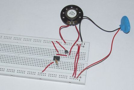 Siren Generation Using IC UM3561