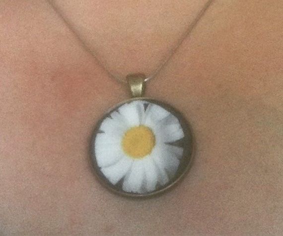 How to Combine Photography Into Jewelry Making