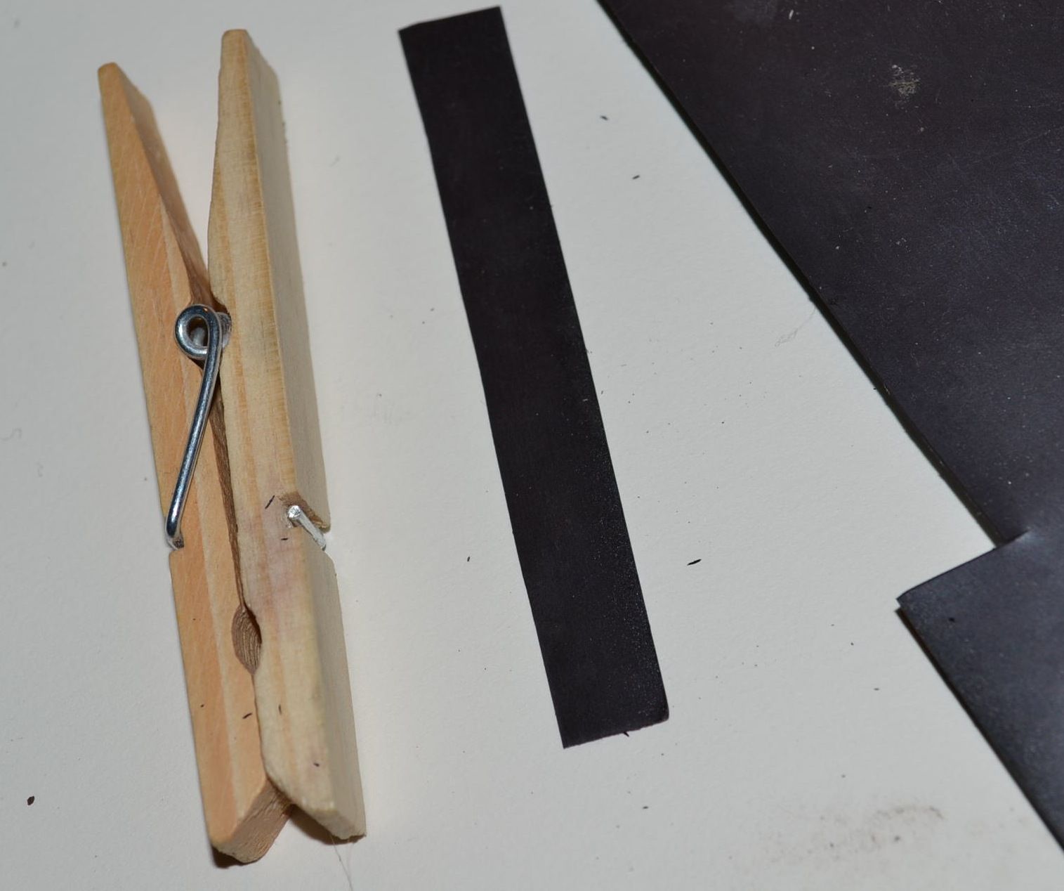 ∴ DIY CHALKBOARD CLOTHESPIN ∴ 7 Steps (with Pictures) Instructables