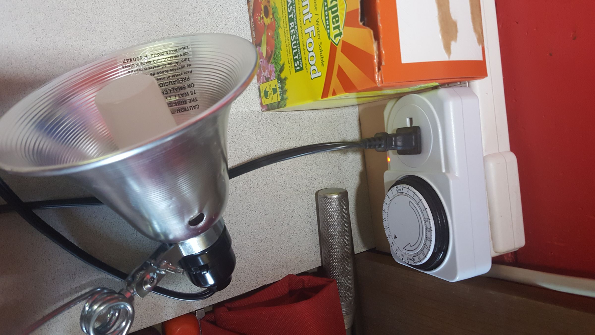 How to Use an Automatic Outlet Timer (Great for Hydroponics) 3 Steps