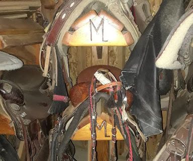 Double Saddle Rack