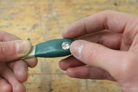 Embeding Stuff Into the USB