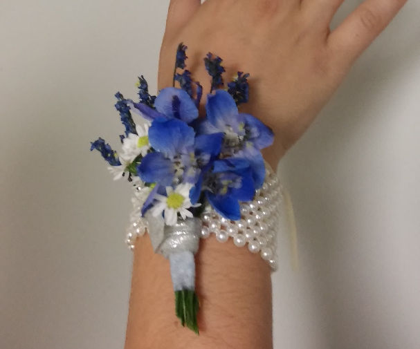 Make Your Own Flower Corsages