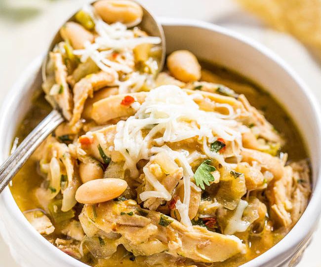 How to Make White Chicken Chili in the Crockpot