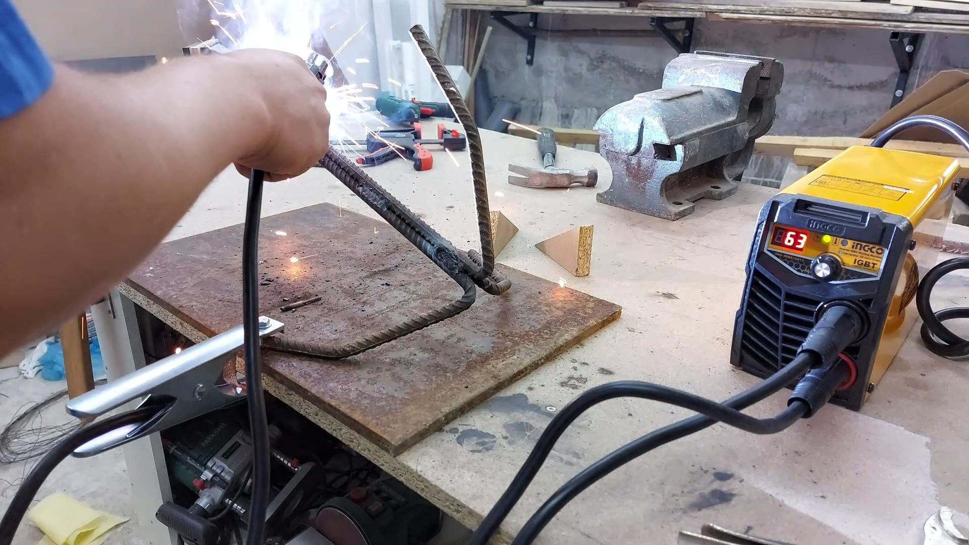 Grappling Hook From Construction Rebar 4 Steps (with Pictures) Instructables